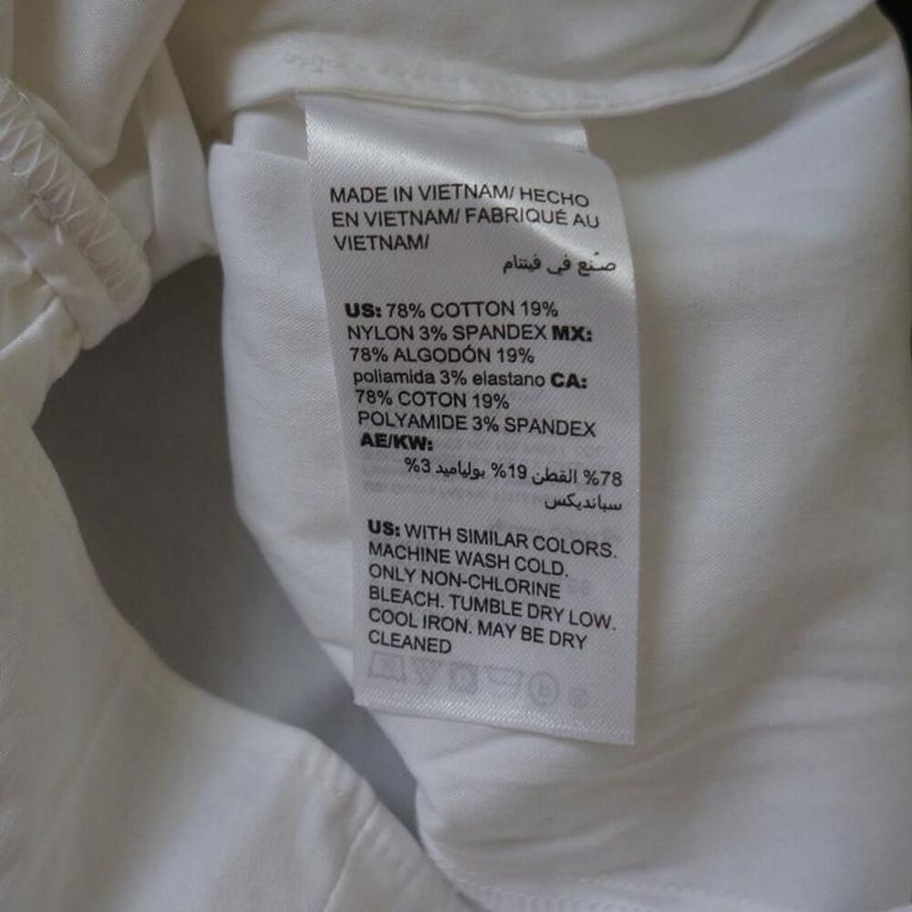 White House Black Market V-Neck Ruched Button Up Top - Picture 8 of 8